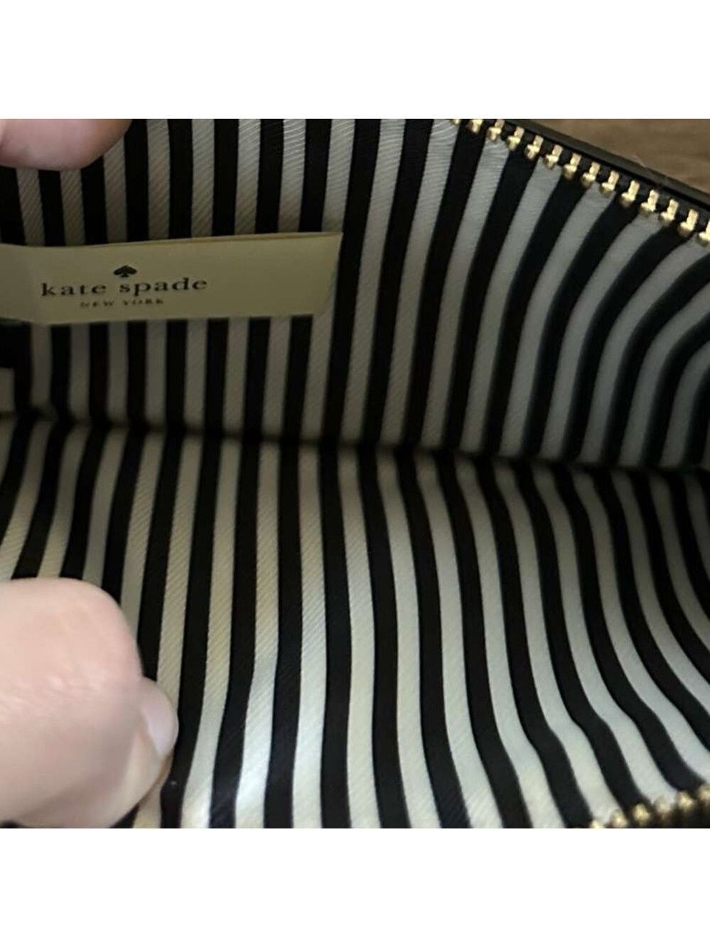 Kate Spade Black Leather Wristlet/wallet-EUC - Picture 11 of 11